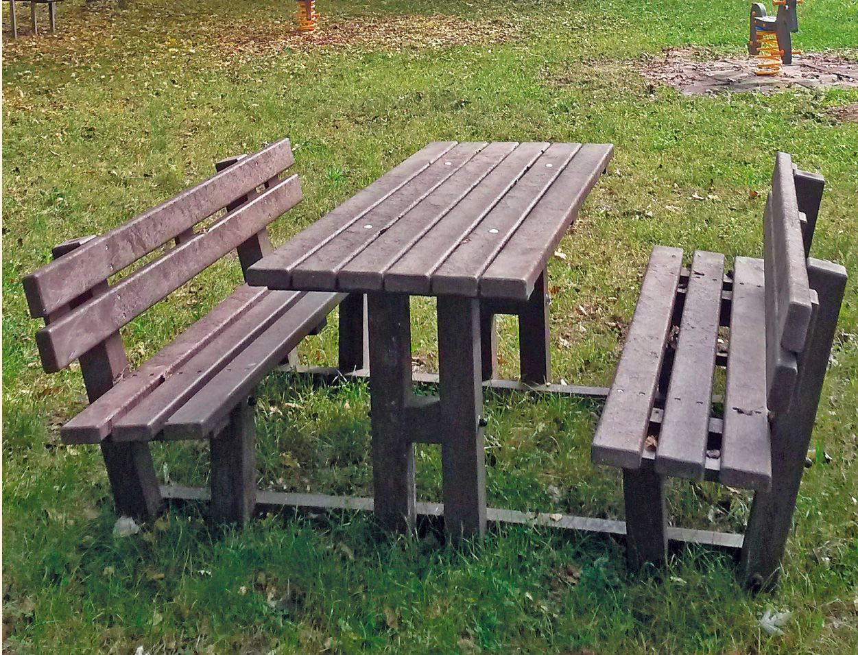 TAVOLO-PICNIC-SCHIENALE-_1